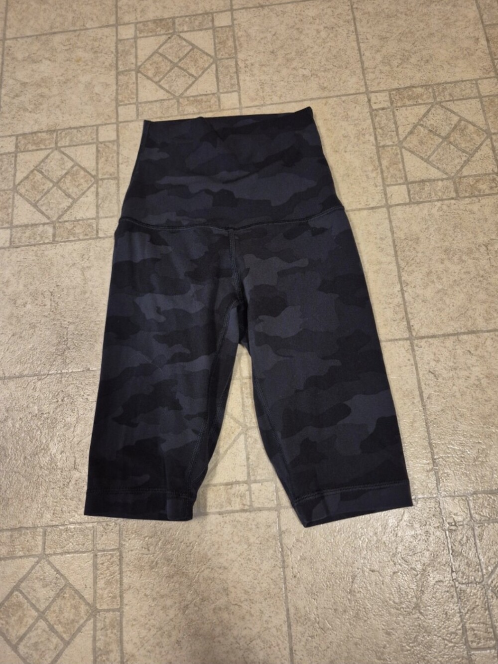 Lululemon athletica High-Waist Camo Bike Shorts - Black